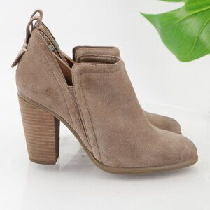 Vince Camuto Womens Francia Boot Size 6.5 Tan Suede Block Heel Chelsea Bootie